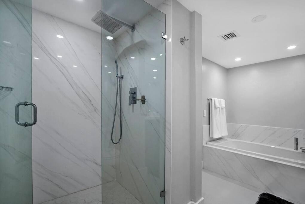 Electric Brand New With Water View, Edgewater Apartamento Miami